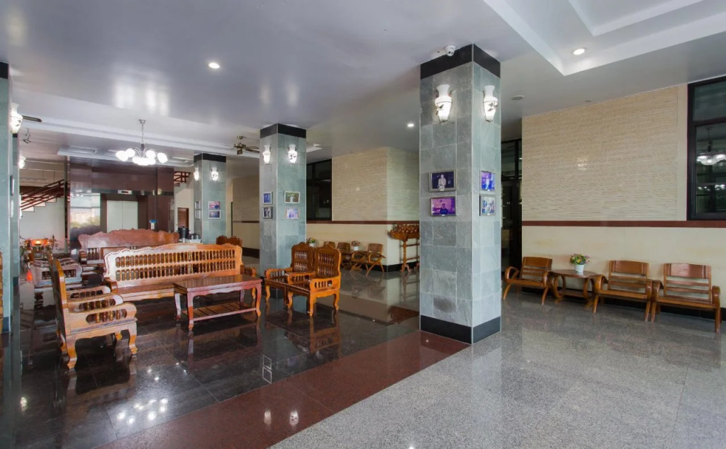 Onnicha Hotel