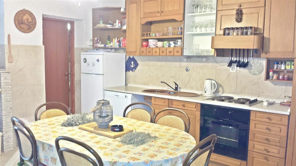 Apartment With 2 Bedrooms in Zlarin, With Enclosed Garden and Wifi - 2