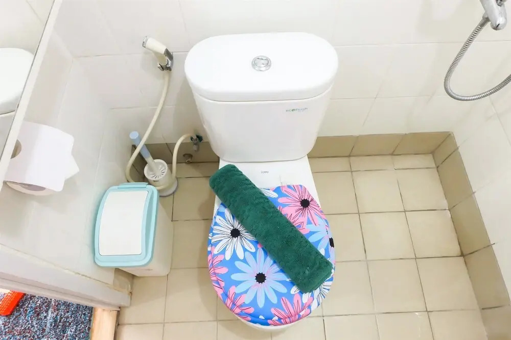 Spacious & Clean Bassura Apartment