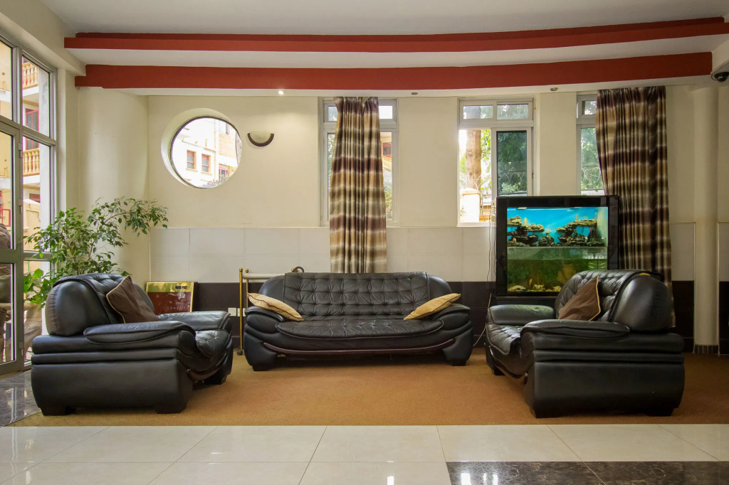 Grand Global Hotel