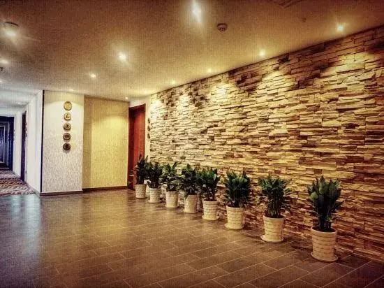 Wuzhen Boyue Hotel (Xizha Scenic Area Branch)