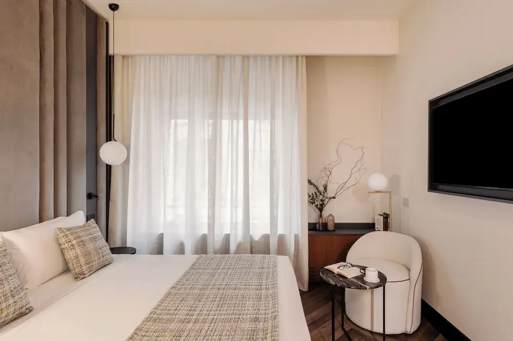 LUMERA STAY - Brera