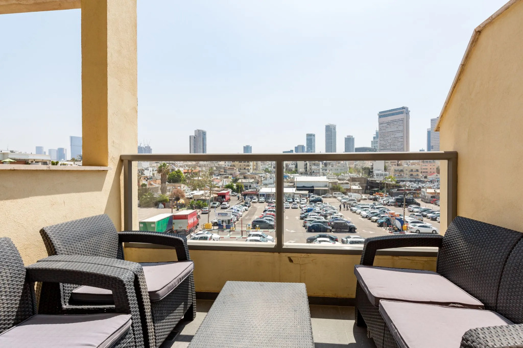 Apartment Miroir, 2BR, Tel Aviv, Kerem, Ha-Kovshim St, #TL38