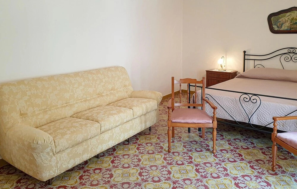 Nice Home in Ragusa With 3 Bedrooms