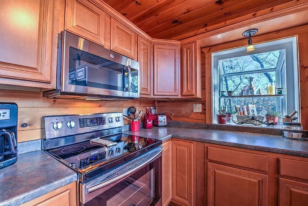 Sunrise Ridge - 3 Br Cabin