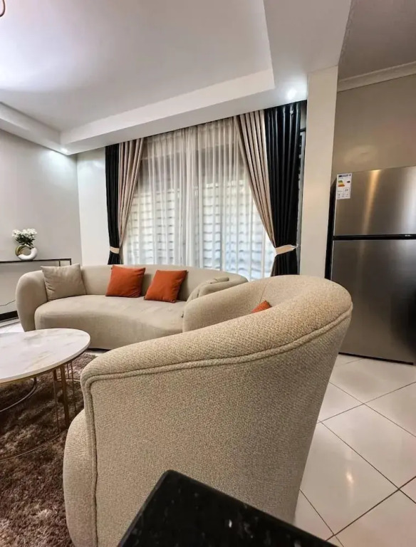 LivLuxe Apartments 5