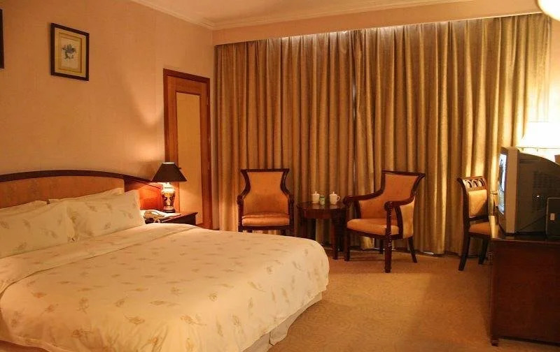 Guangming Garden Hotel