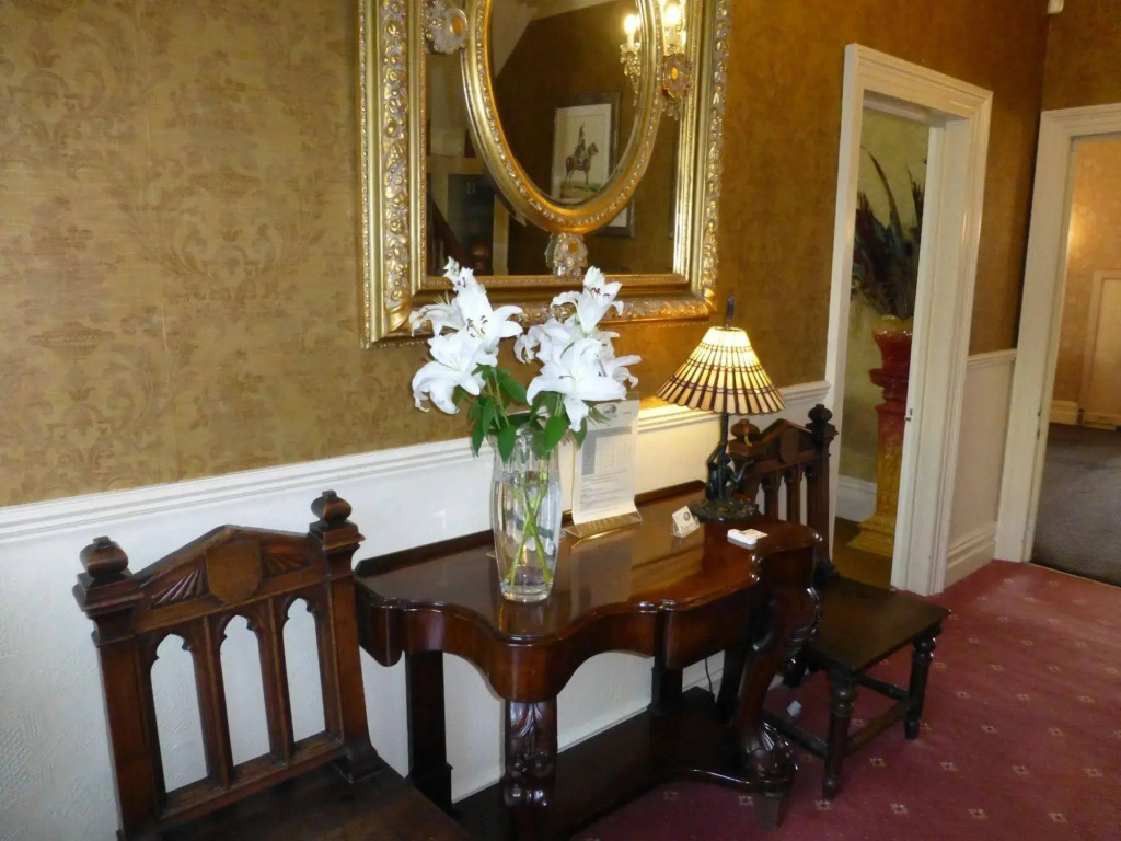 Summerhill Hotel