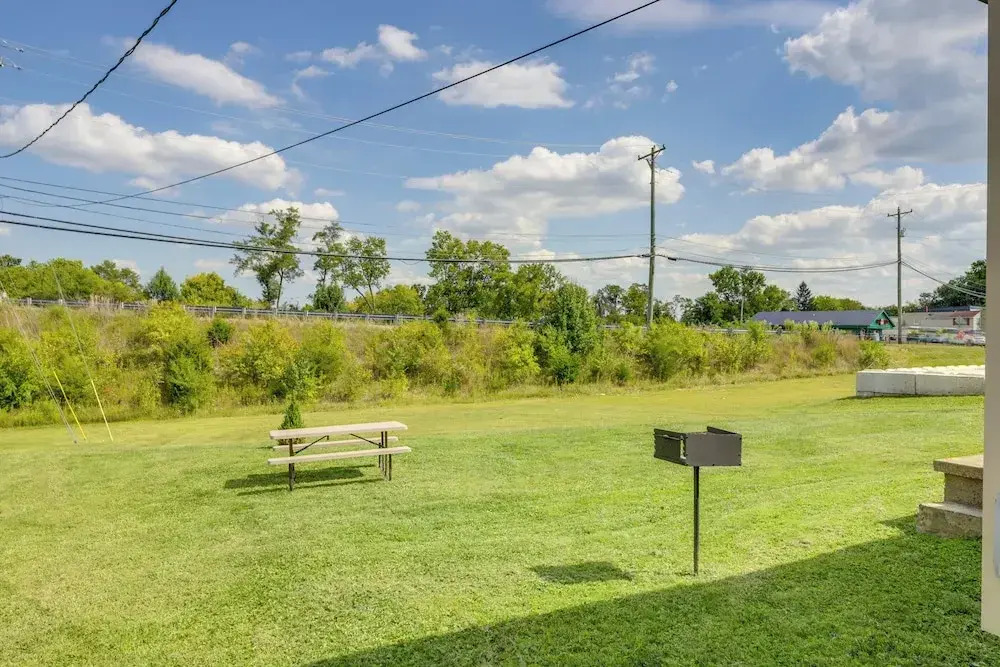 1 Mi to Main Street: Family Home in Williamstown