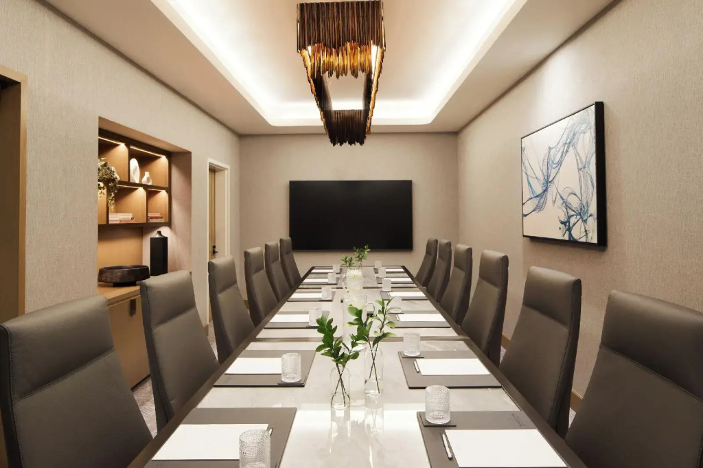 InterContinental Seattle Bellevue, by IHG
