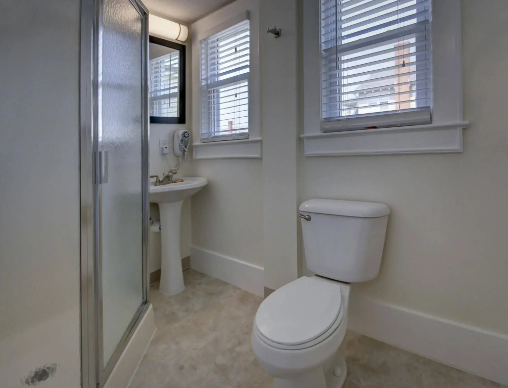 The Wellington Hotel & Suites Oceanblock