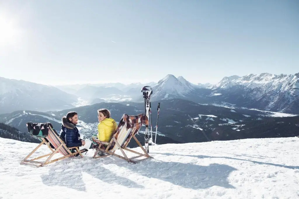 Family Friendly Chalet - Central with Beautiful Mountain Views