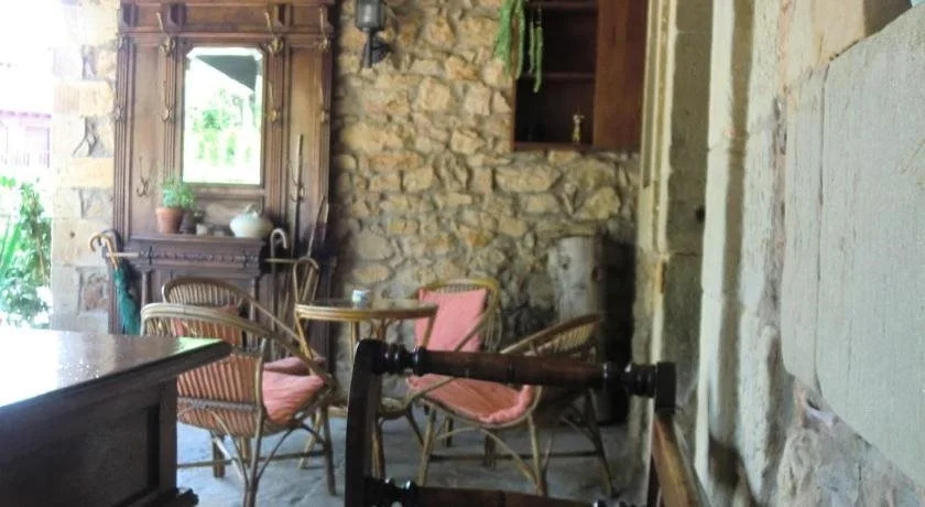 Casona exclusiva con piscina en la costa de Santillana del Mar