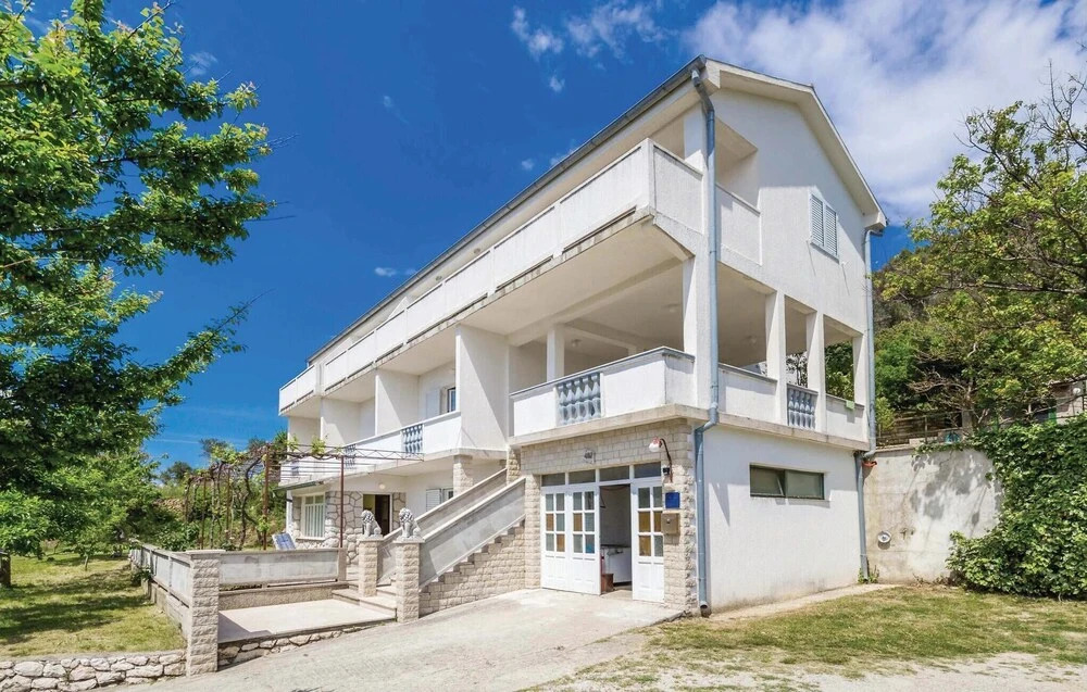 Nice Home in Kampor With Wifi and 1 Bedrooms