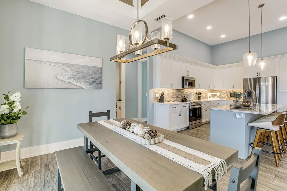 Luxury Waterfront Escape w/ Pool in Port Charlotte