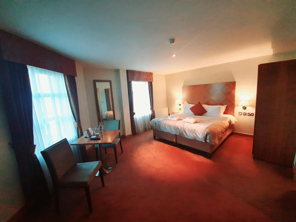 Westgrove Hotel