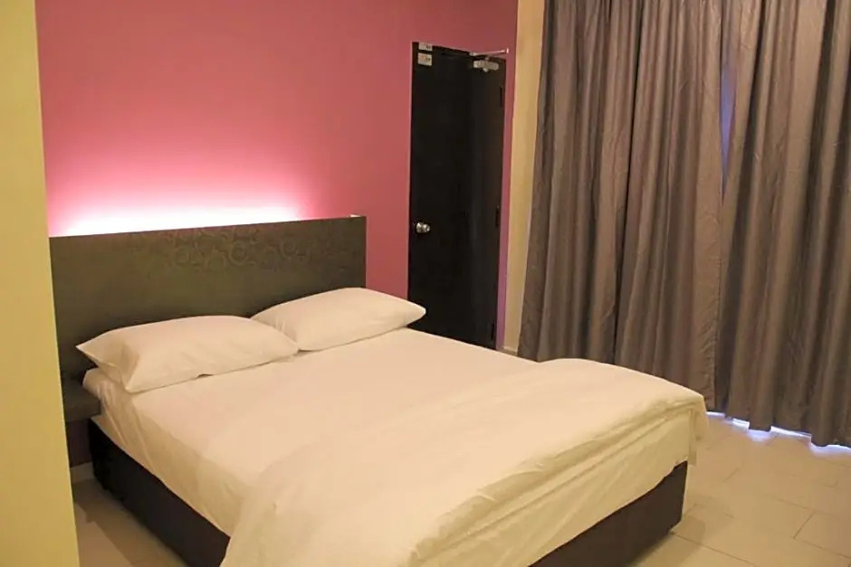 Hotel Mirage PD