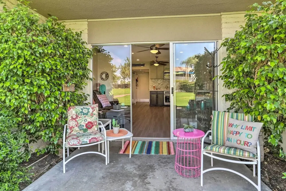 Pool & Hot Tub Access: Palm Desert Studio Condo