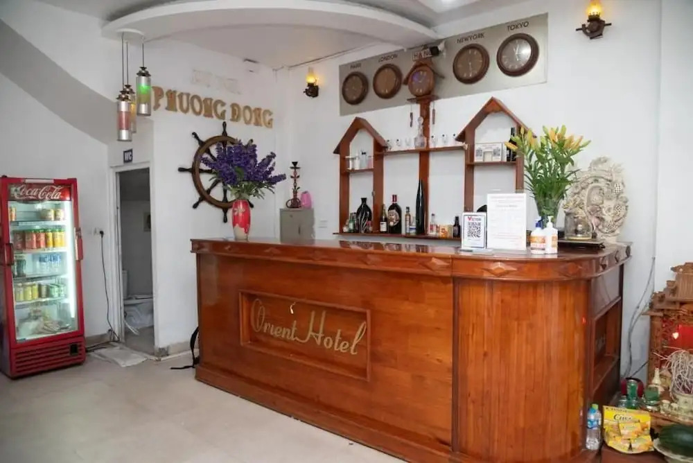 Phuong Dong Hotel Cau Giay -by BayLuxury