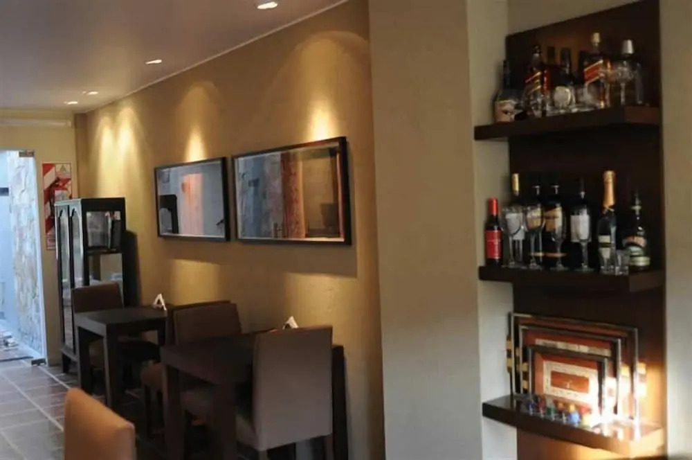 Tayka Hotel