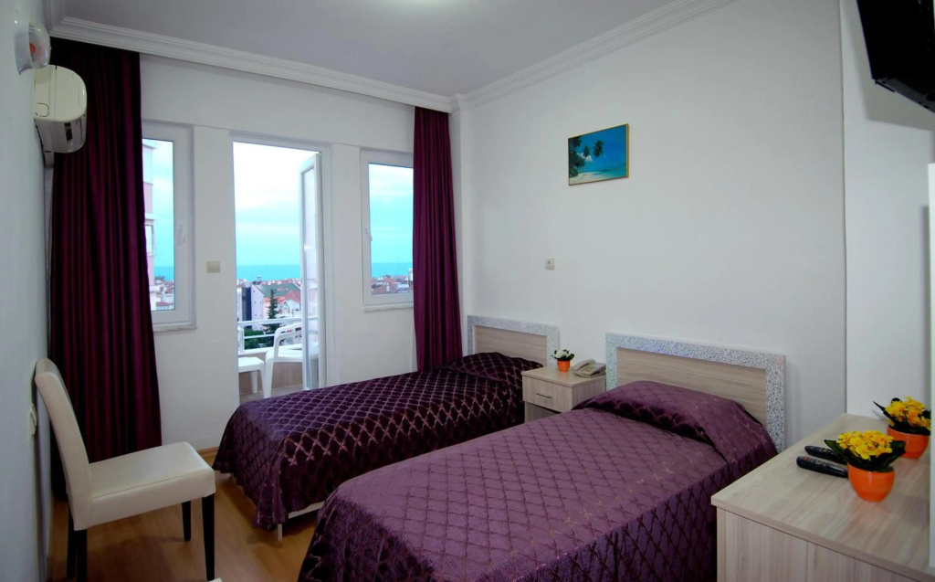 Lara Diamond Hotel