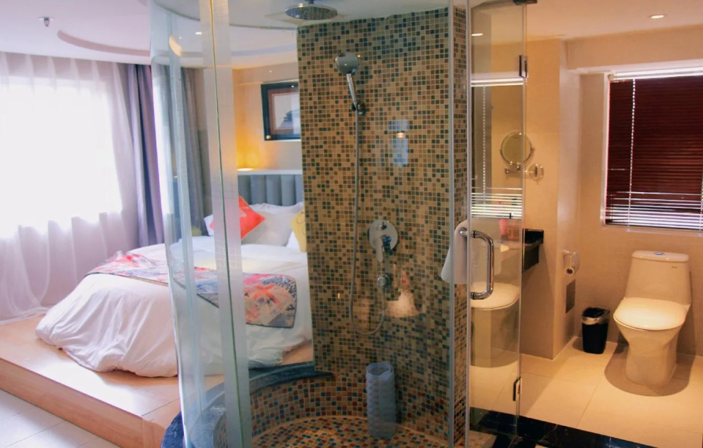 Chengdu Huanbian Art Hotel