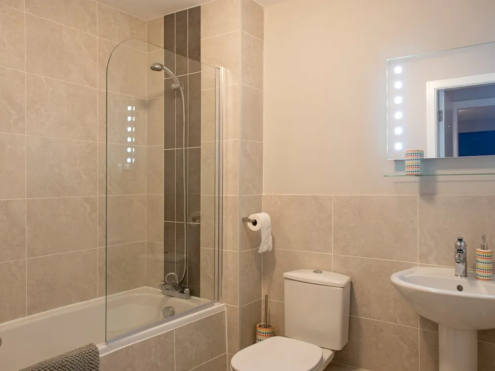 Lancaster City Apartment