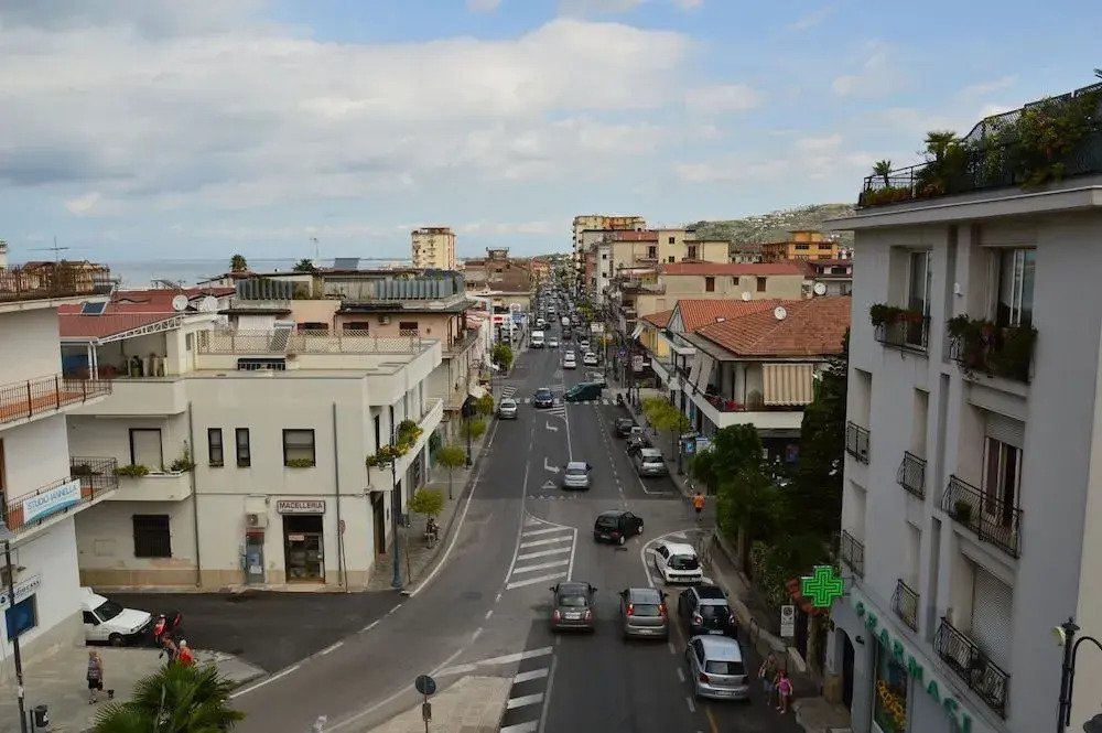 Benvenuti Al Centro