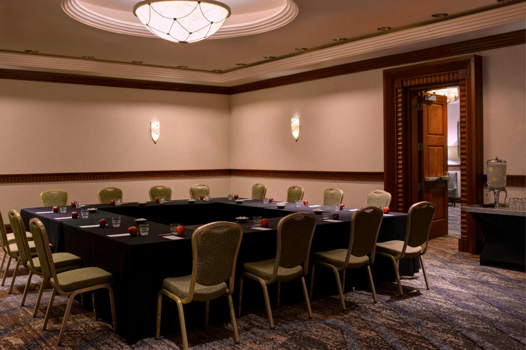Newport News Marriott at City Center
