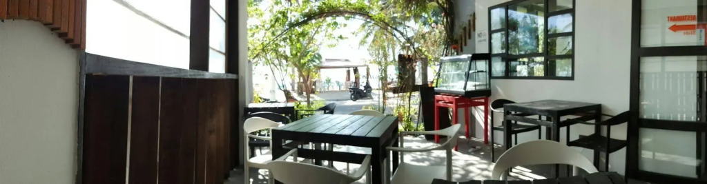 Hotelodge Aloevera Beach