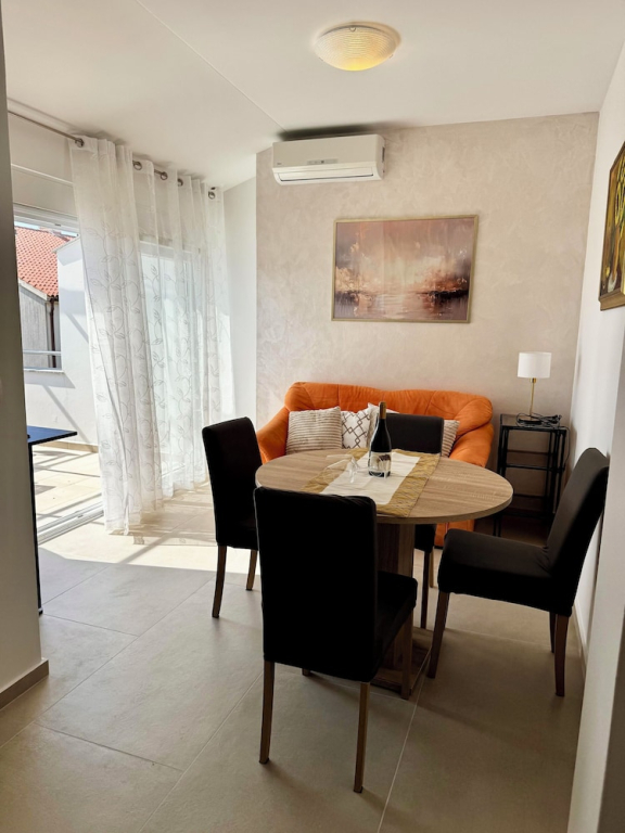 Apartments Erikas