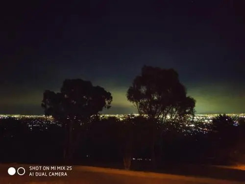 Tranquil Hilltop With Amazing View-15Mins From Cbd