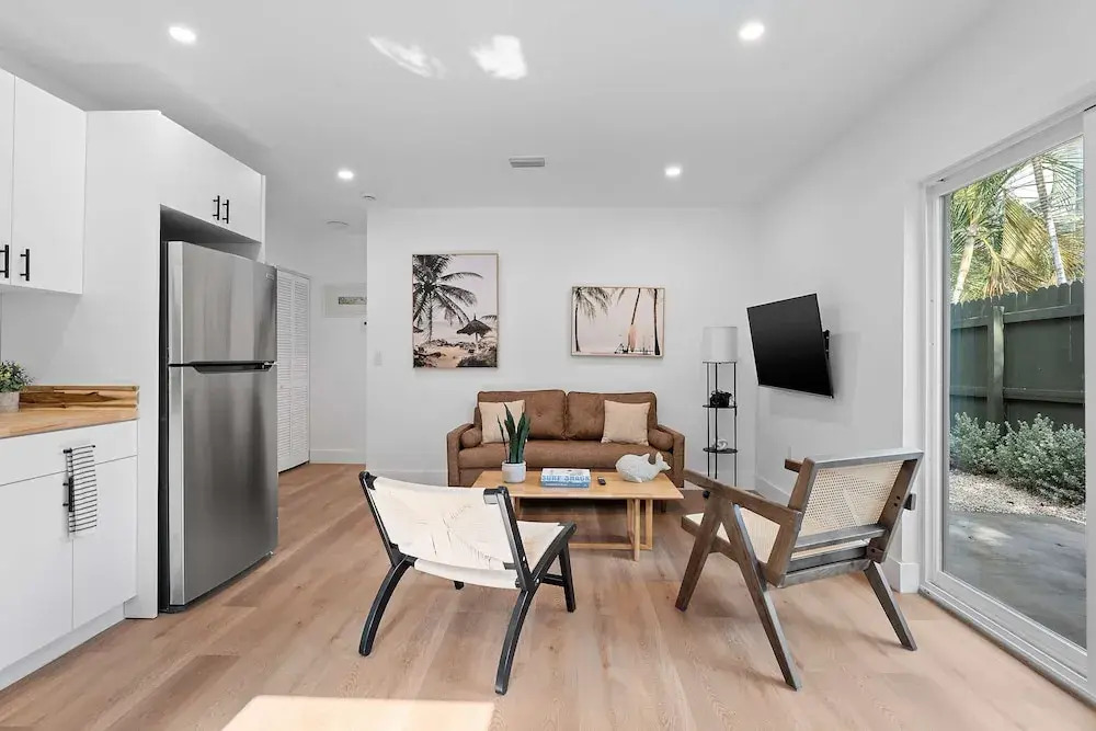 921 Apartment 1 in Fort Lauderdale