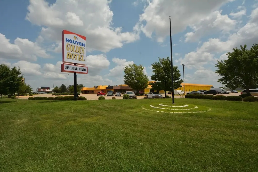Golden Hotel and Conference Center