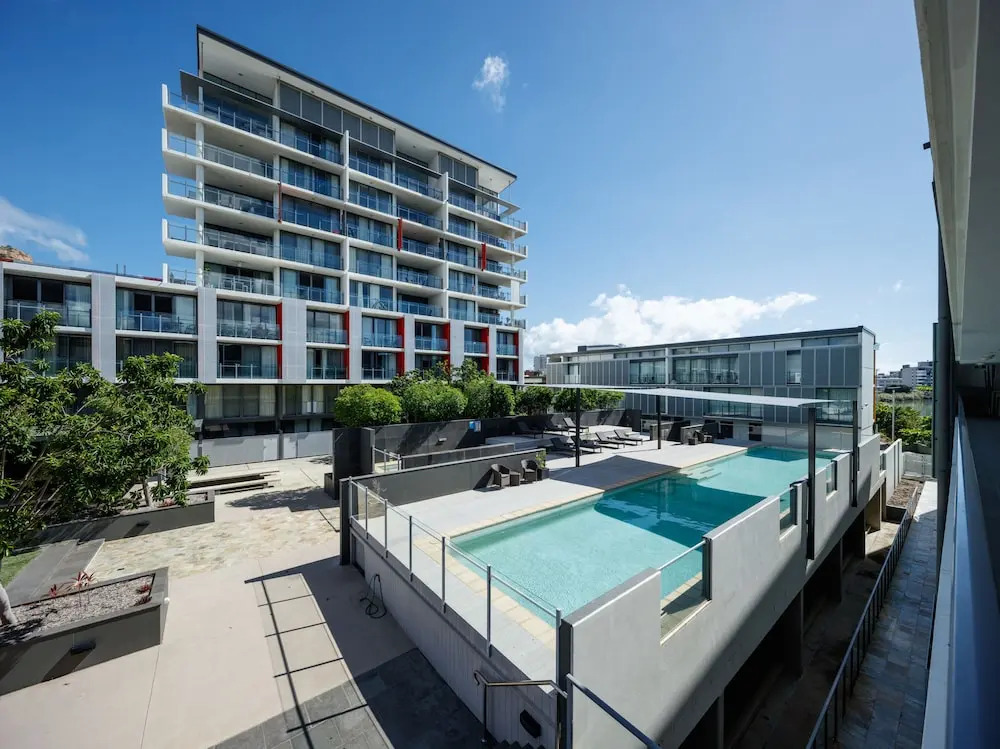 BEST WESTERN Islington Apartments