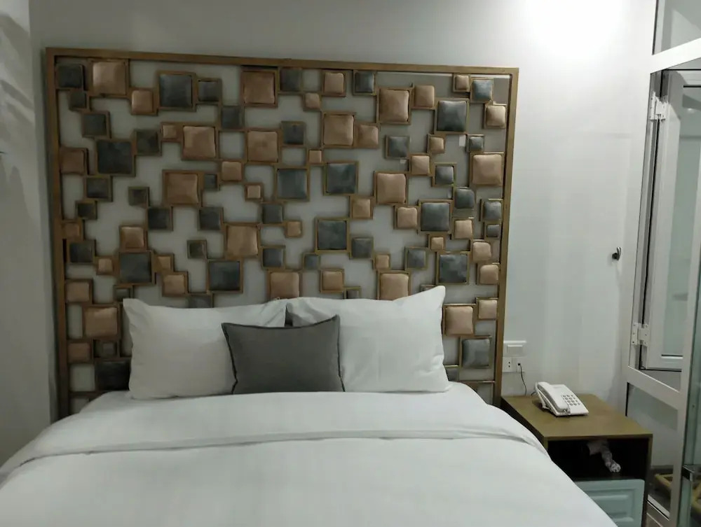 Mai Hotel