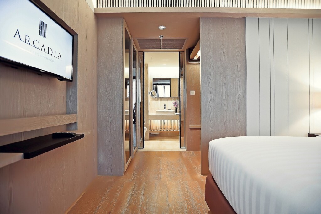 Arcadia Suites Ploenchit Bangkok