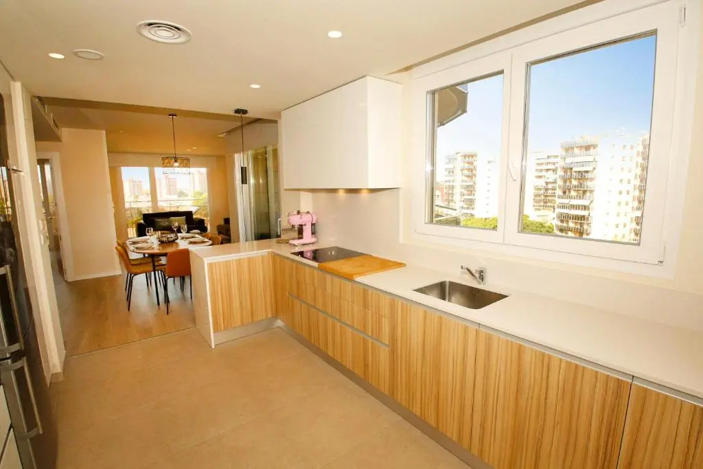 Lovely apartment with pool, AC and a great terrace