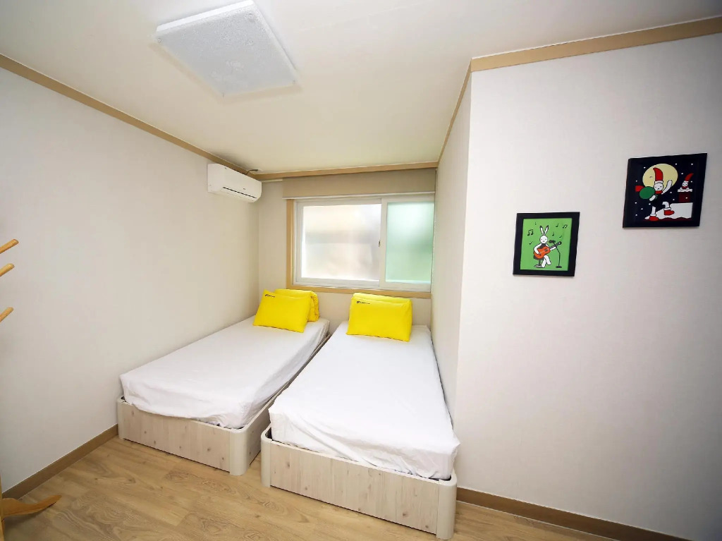 24 Guesthouse Seoul Cheongryangri