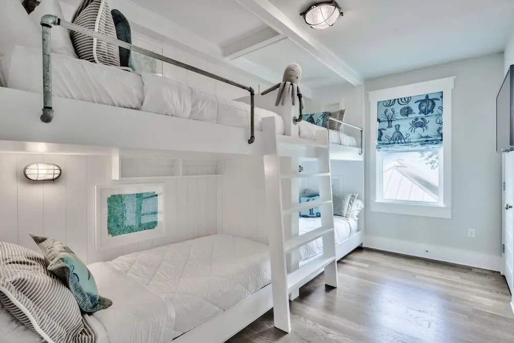 Green Wave by Southern Vacation Rentals