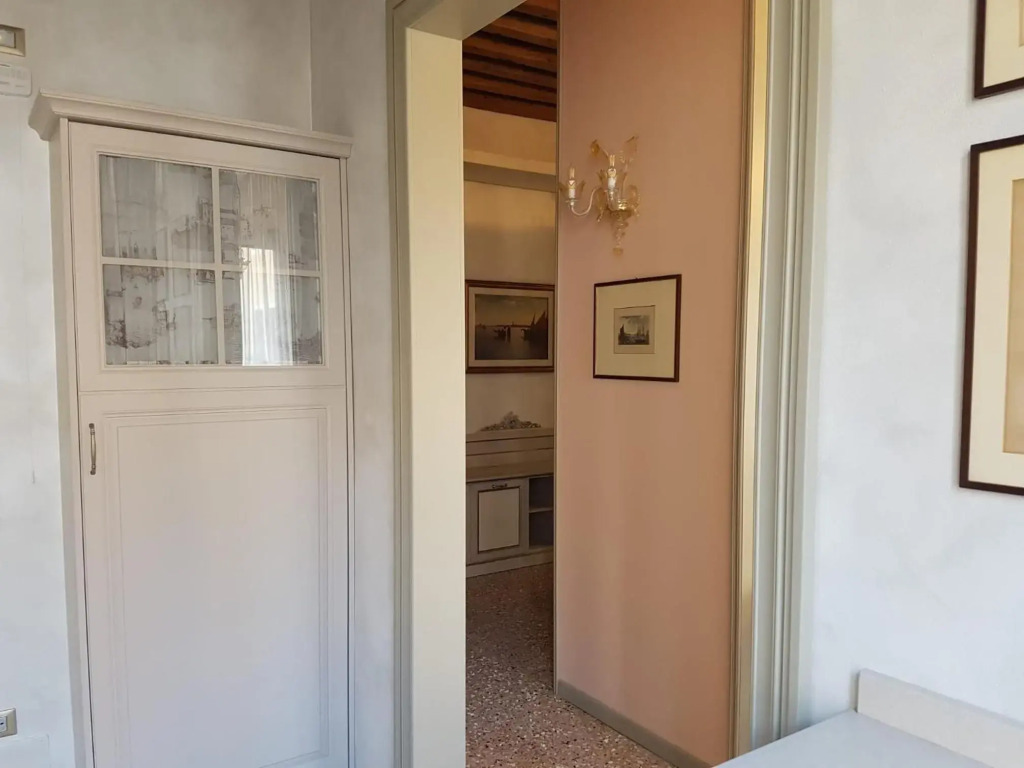 Ca Cappello Venice Apartment 1 with Canal View
