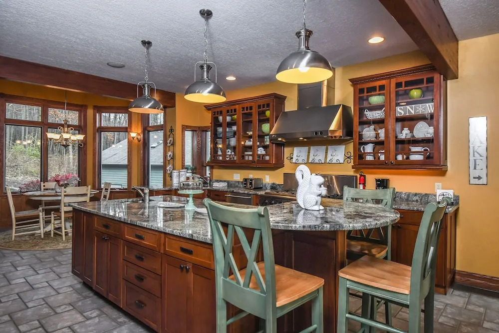 Cherries Jubilee 4 Bedroom House