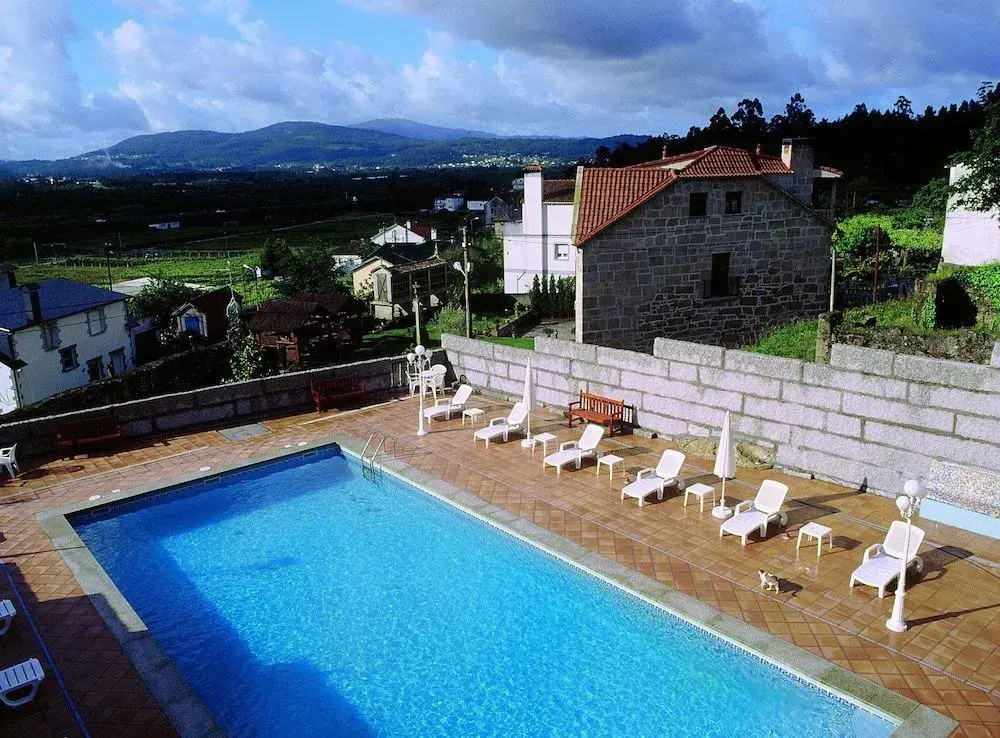 Casa Antiga Do Monte