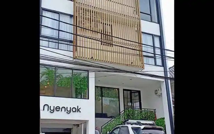 NYENYAK MRT Lebak Bulus Simatupang