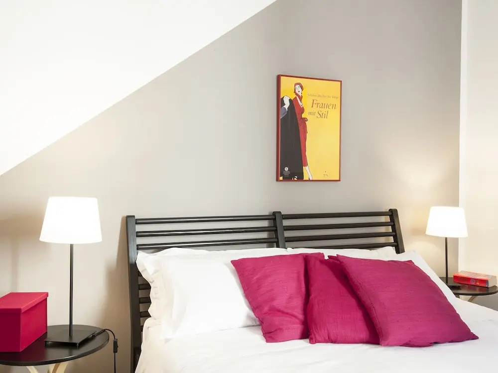 Beautiful 100sqm Flat, Close to San Babila