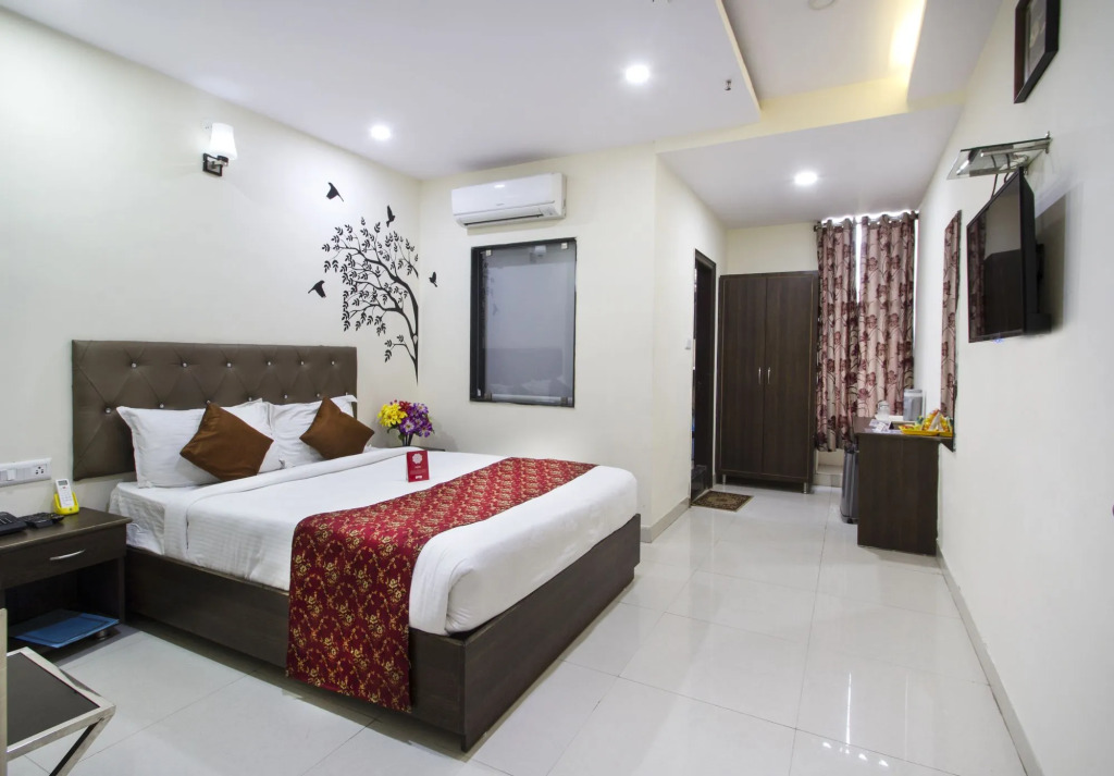 Collection O 3169 Hotel Lotus Grand