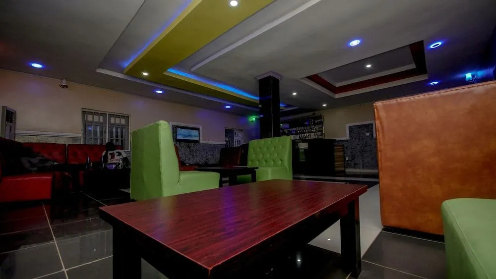 Govic T Hotel and Suites