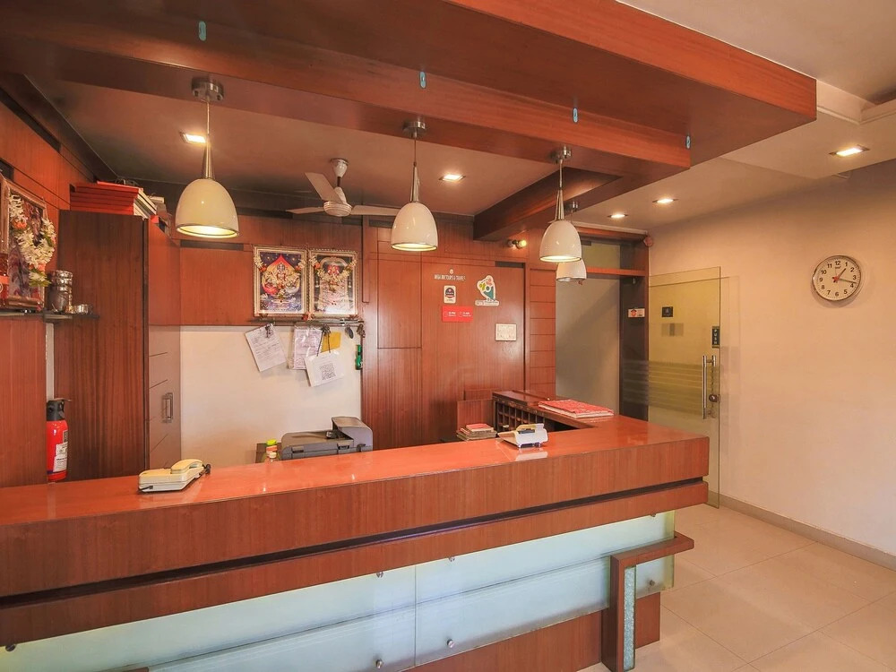 OYO 28178 Mega Inn