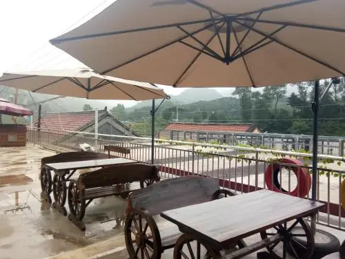 Yanlaixing Guesthouse