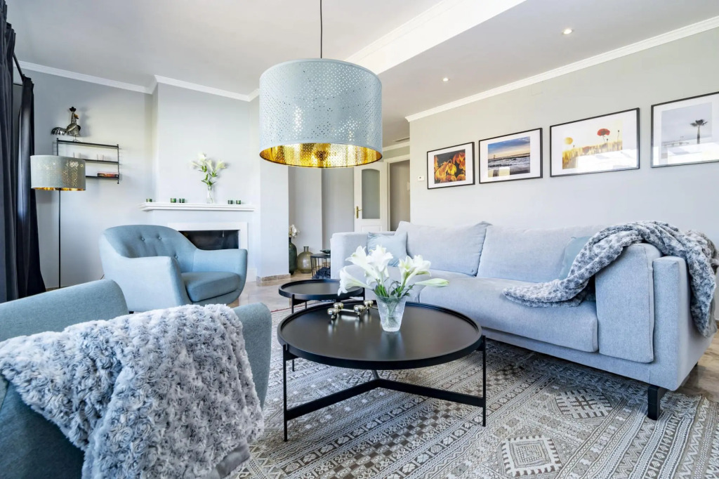 La-Beautiful 3 Bedroom Penthouse Close To Sea